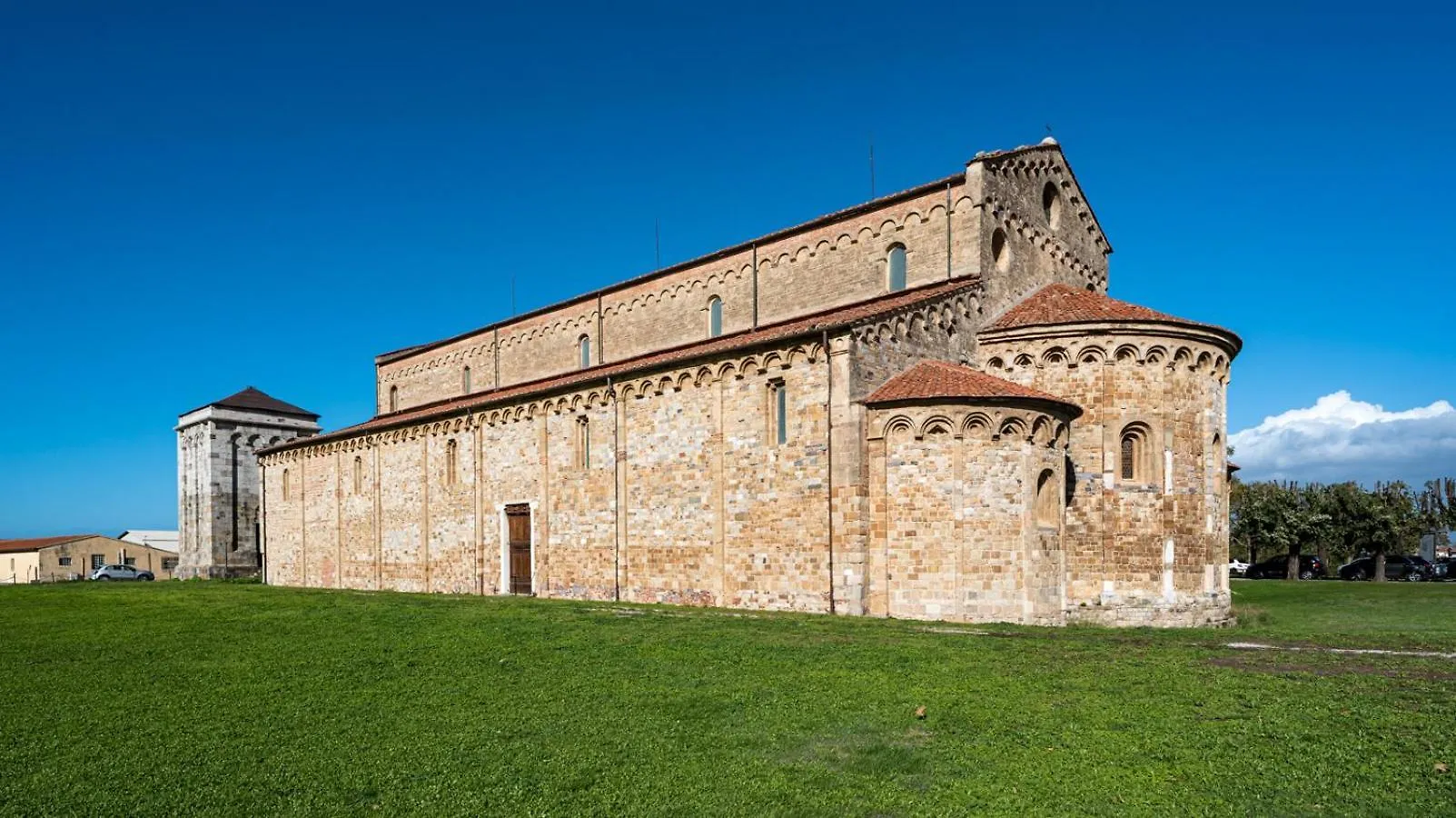 Pisa Art Apartment